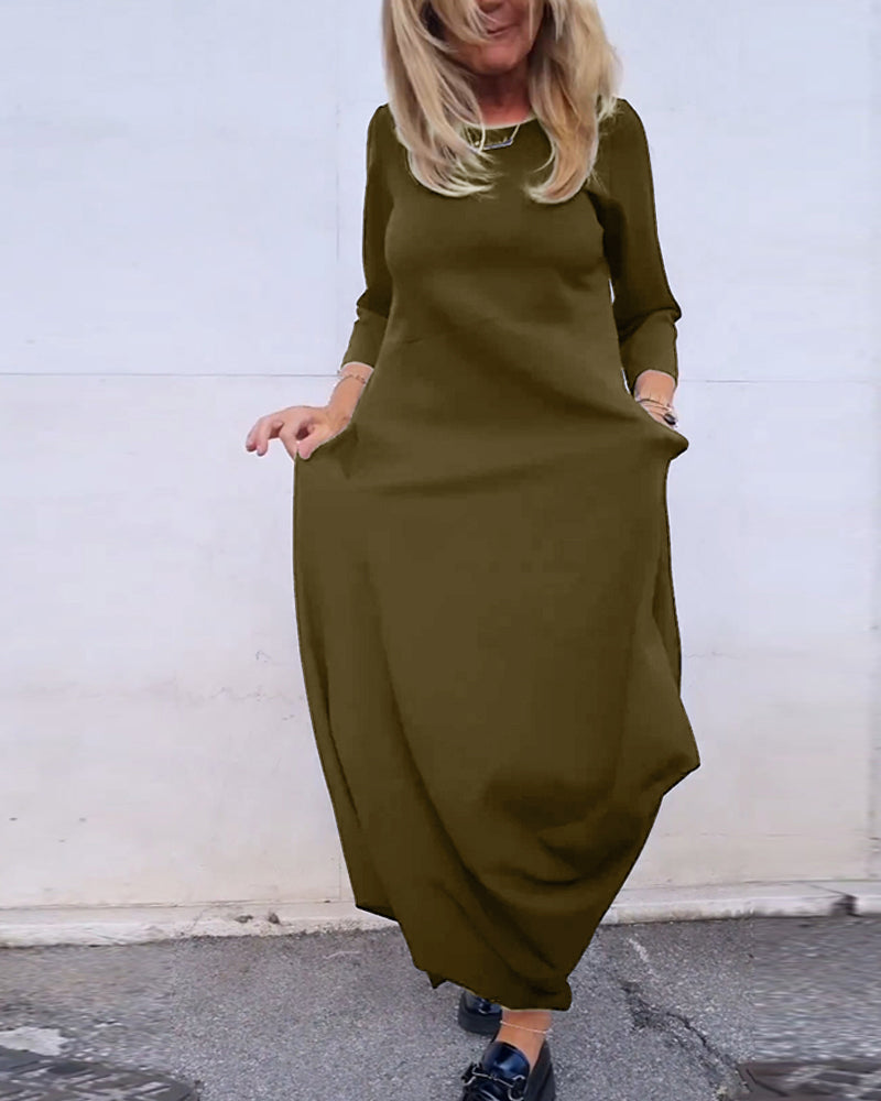 Simple solid color pocket dress