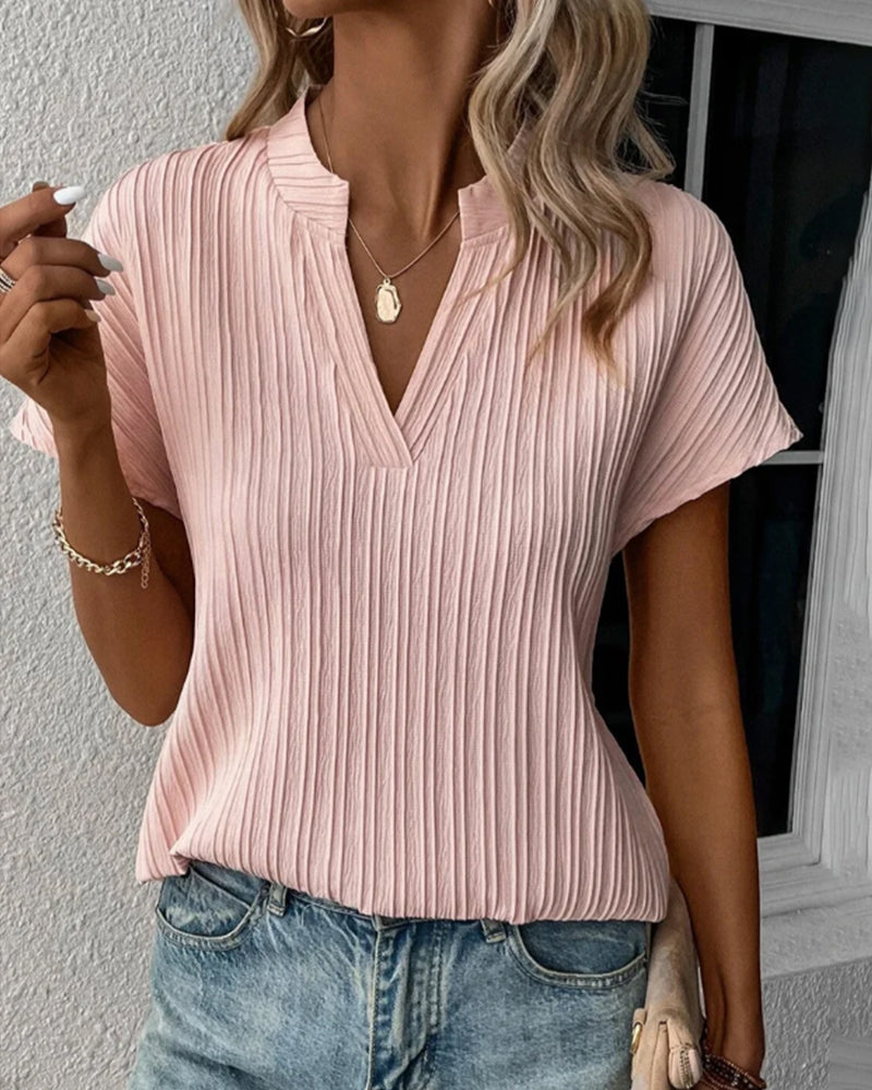 Solid color v-neck T-shirt
