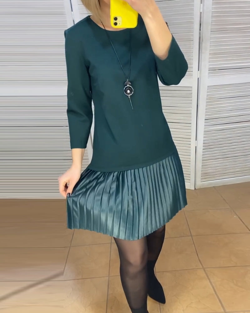 Pleated patchwork solid color dress