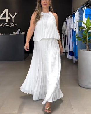 Pleated solid color sleeveless two-piece set