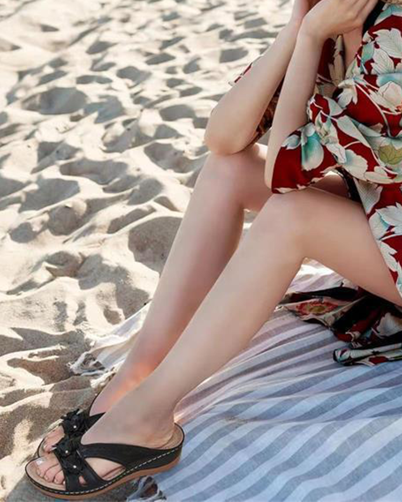 Vintage Solid Color Flower Wedge Sandal