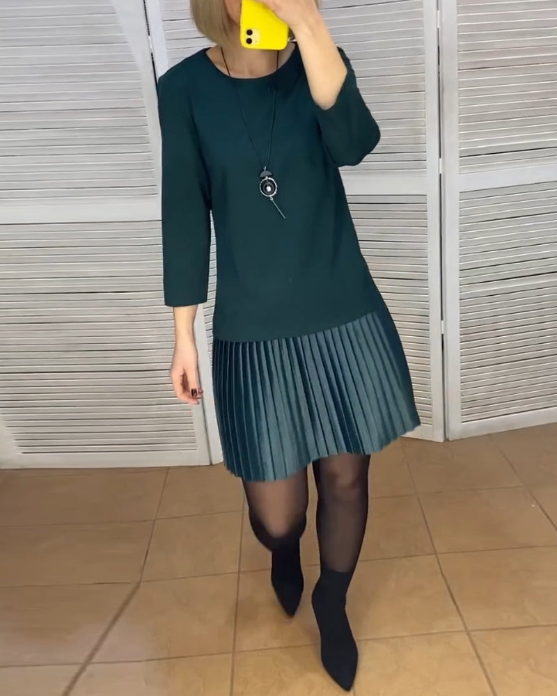 Pleated patchwork solid color dress