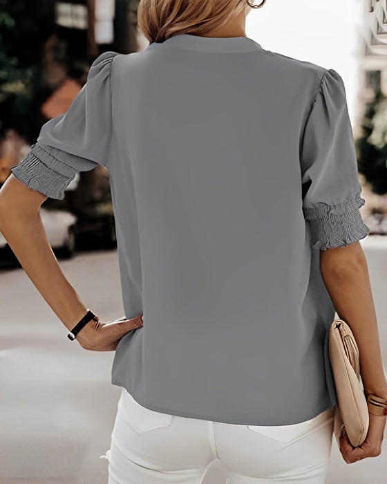 V-neck short sleeve blouse