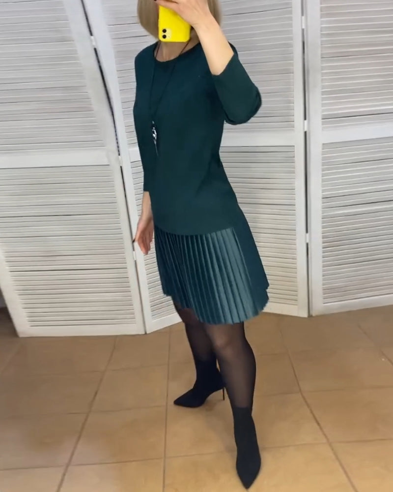 Pleated patchwork solid color dress