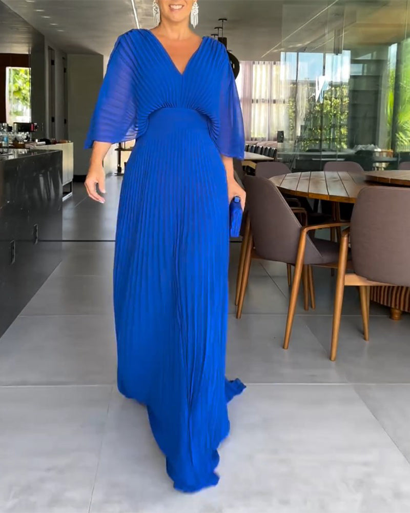 Pleated waist-cinching dress