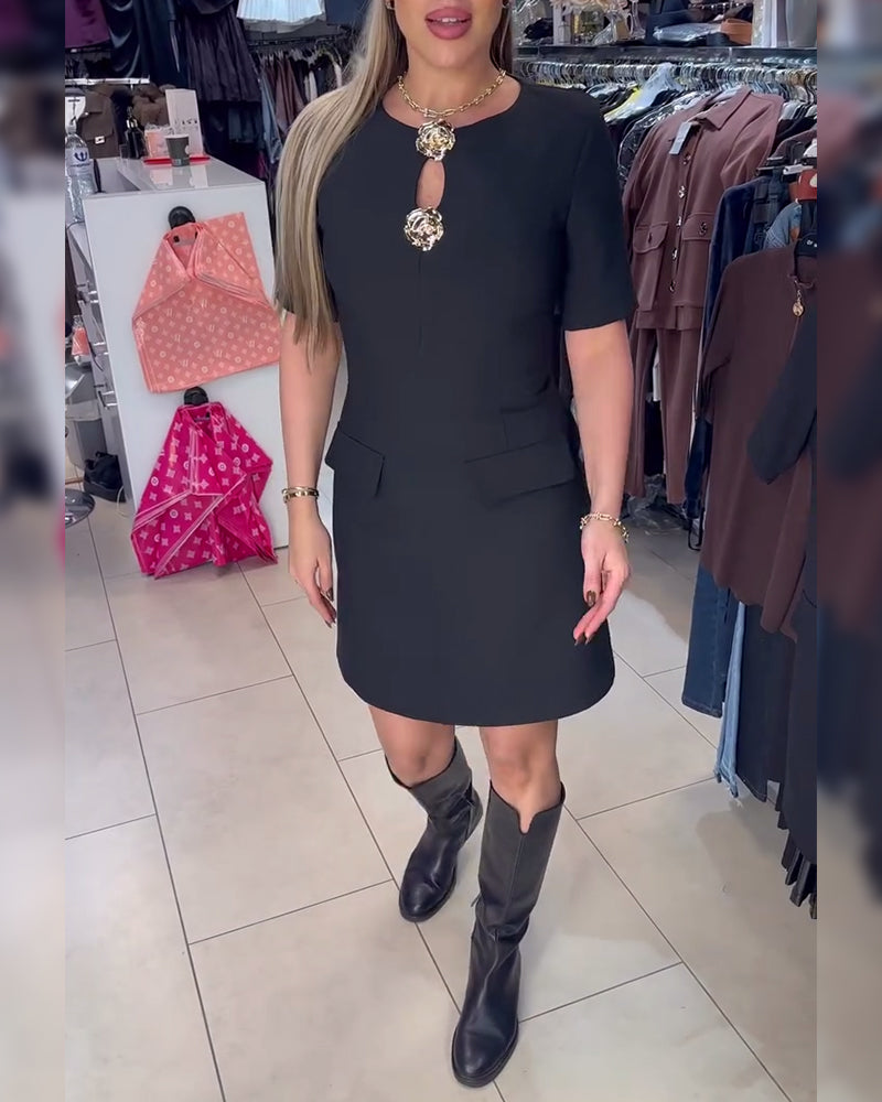 Metal Buckle Fitted Short-Sleeved Dress