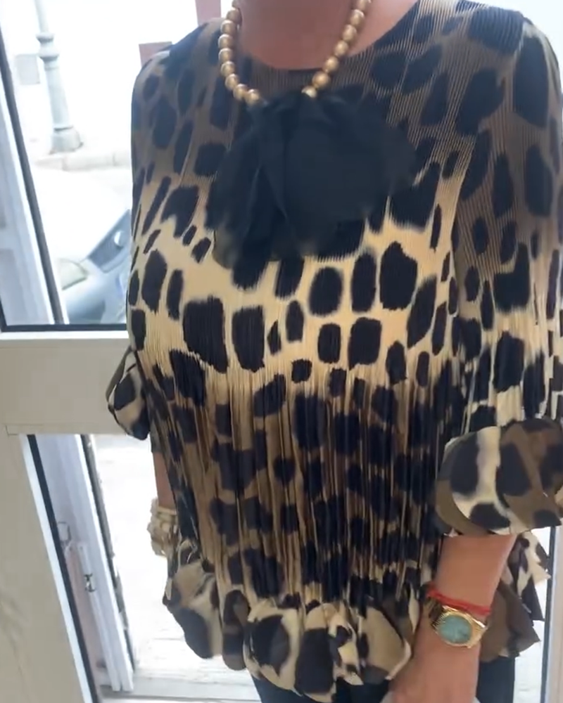 Trendy Leopard Print Pleated Blouse