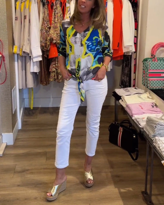 Floral printed V-neck blouse