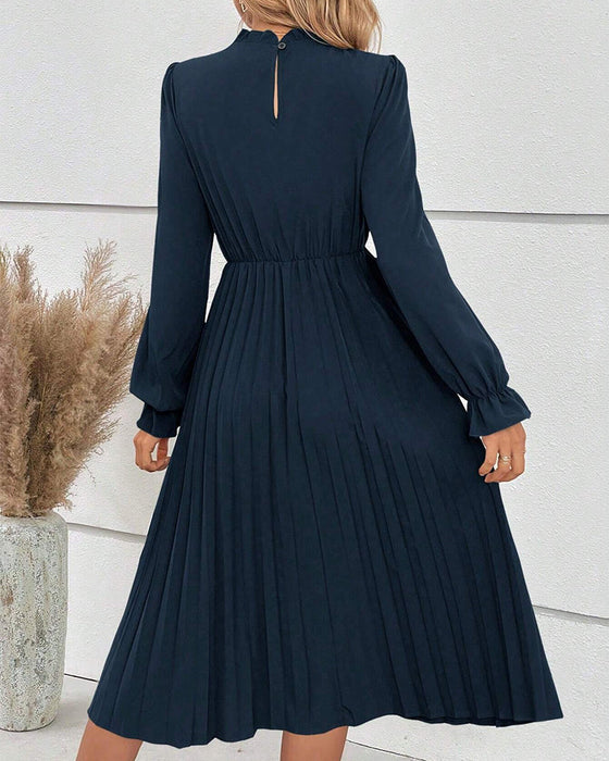 Pleated solid color elegant dress