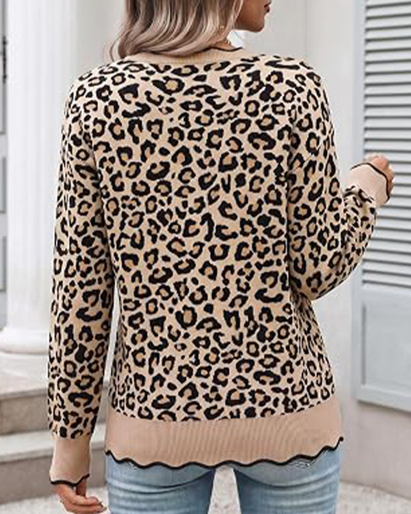 Round Neck Leopard Print Pullover