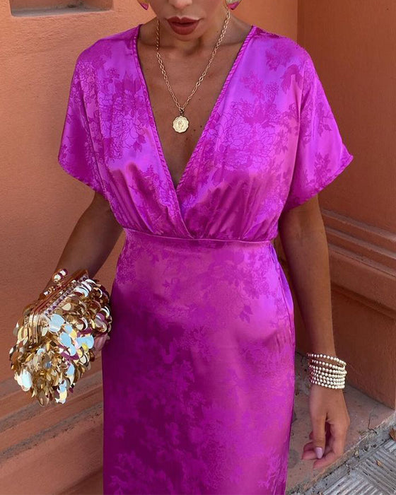 Solid color deep V waist elegant dress