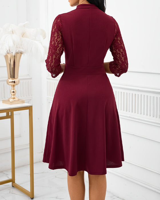 Lace Sleeve Small V-Neck Dress