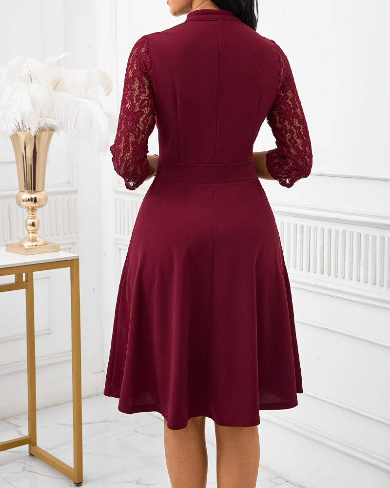 Lace Sleeve Small V-Neck Dress