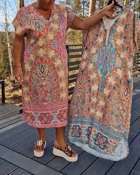 V-Neck Short-Sleeved Printed Shift Dress