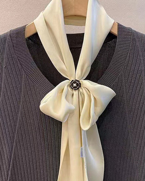 Camellia scarf buckle