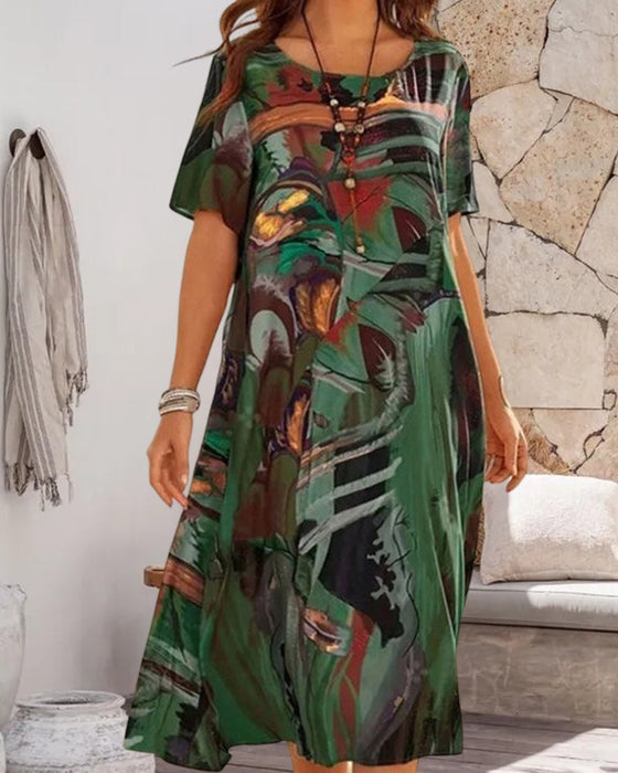 Round Neck Shift Dress in Geometric Print