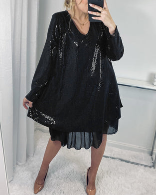 Elegant Loose Dress with Long Sleeve