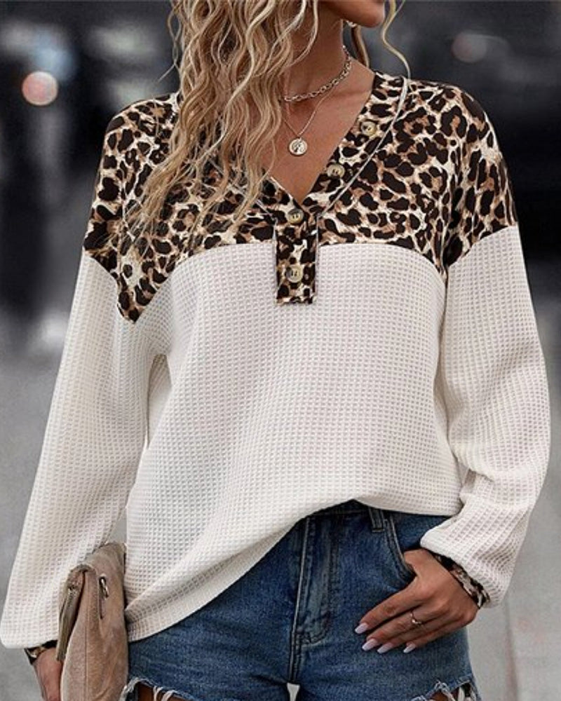Casual leopard print V-neck buttoned sweatshirt