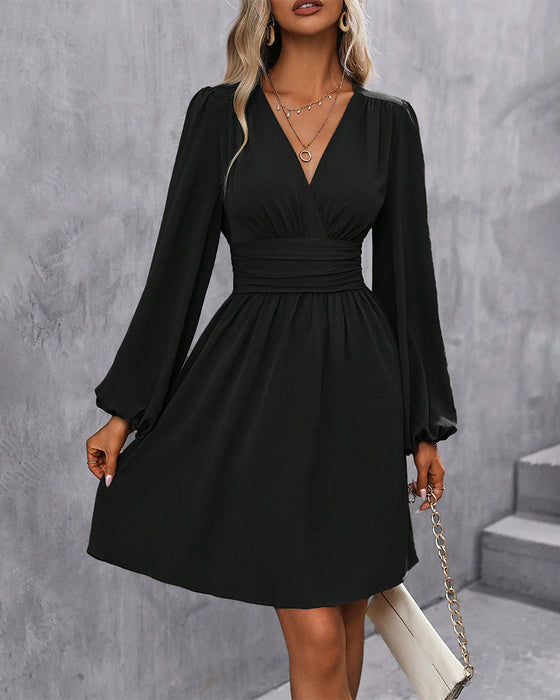 Solid color long sleeve v-neck dress