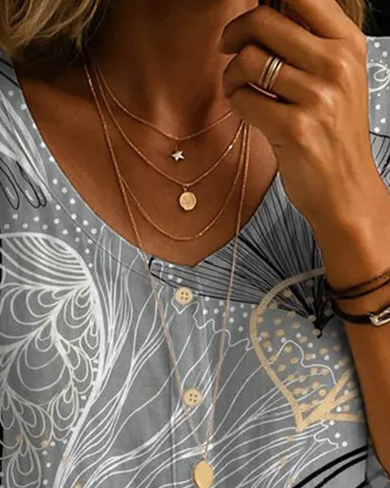 Art Line V-Neck Shirt