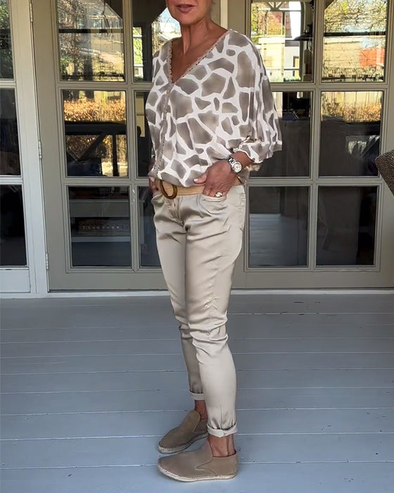 Elegant printed V-neck bat sleeves blouse