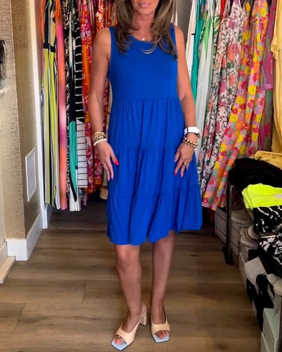 Pleated sleeveless loose dress