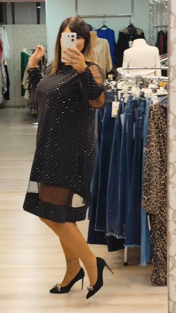 Solid Color Long-Sleeved Shimmering Dress