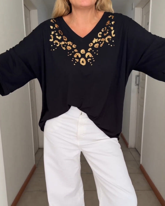 V-neck simple printed top