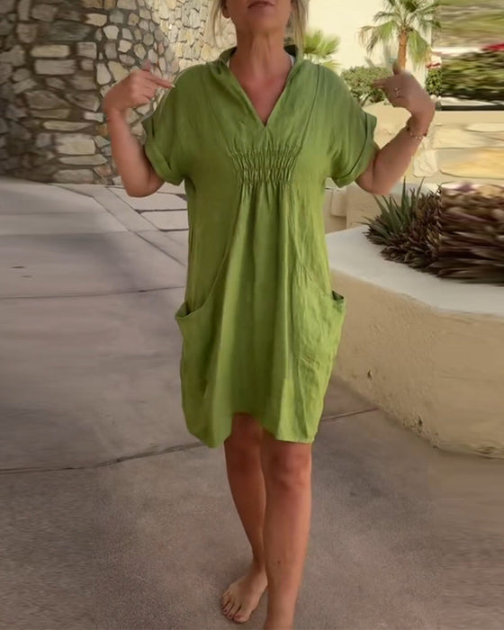 Solid color pleated pocket casual dress
