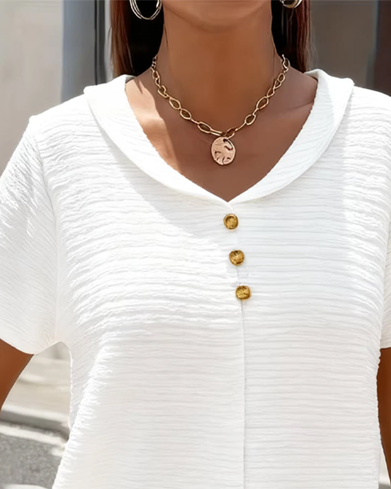 Peter Pan Collar Three-Button T-Shirt