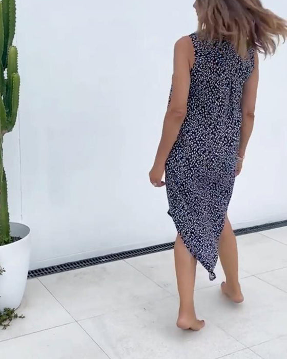 Printed v-neck sleeveless dress