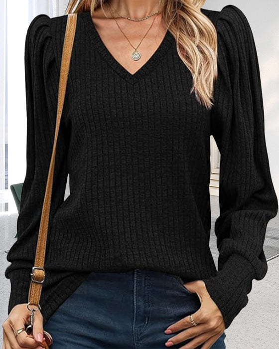 V-neck solid color long-sleeved top