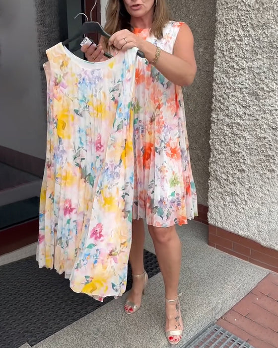 Sleeveless Pleated Floral Dress