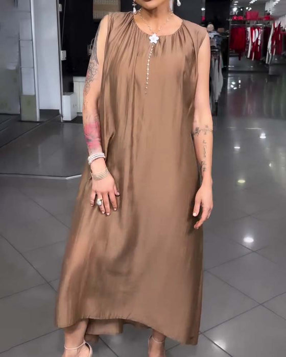Sleeveless Round Neck Pleated Dress