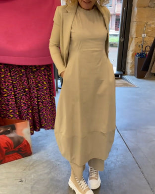Casual solid colour long sleeve dress