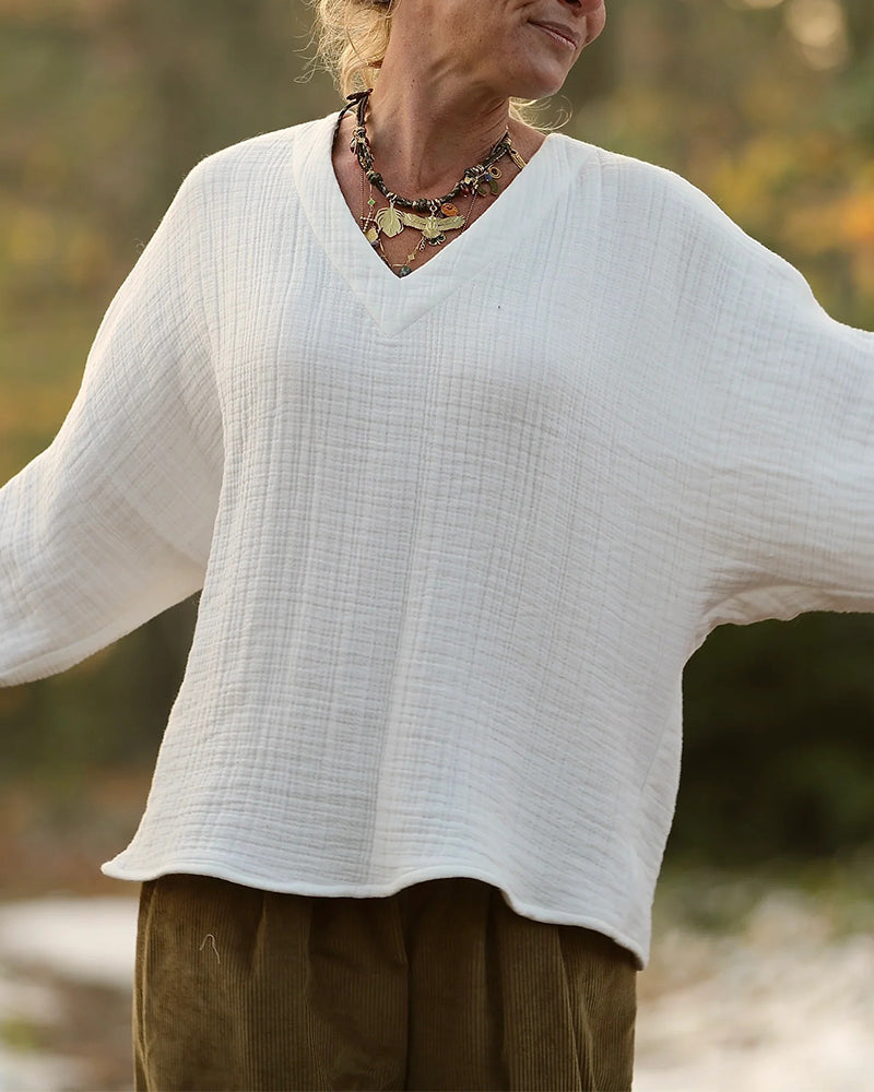 100% Cotton Fashion V-Neck Long-Sleeved Top