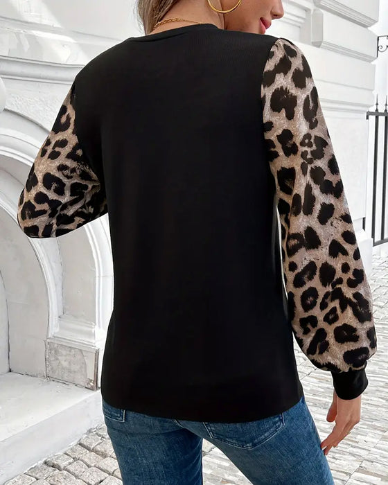 Long-Sleeved Leopard Print Contrast Top