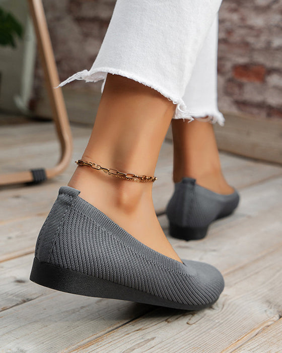 Round toe breathable flat shoes