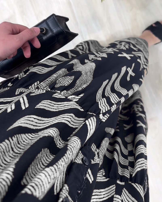 V-neck long-sleeved printed dress
