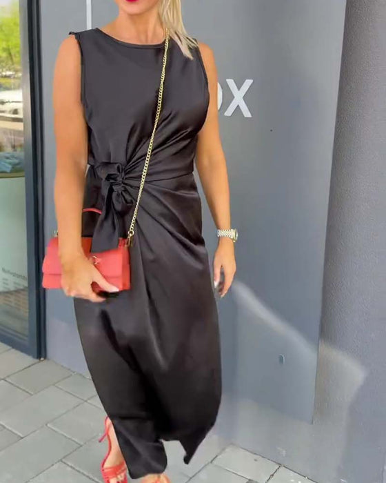 Sleeveless Fitted Waist Solid Dress