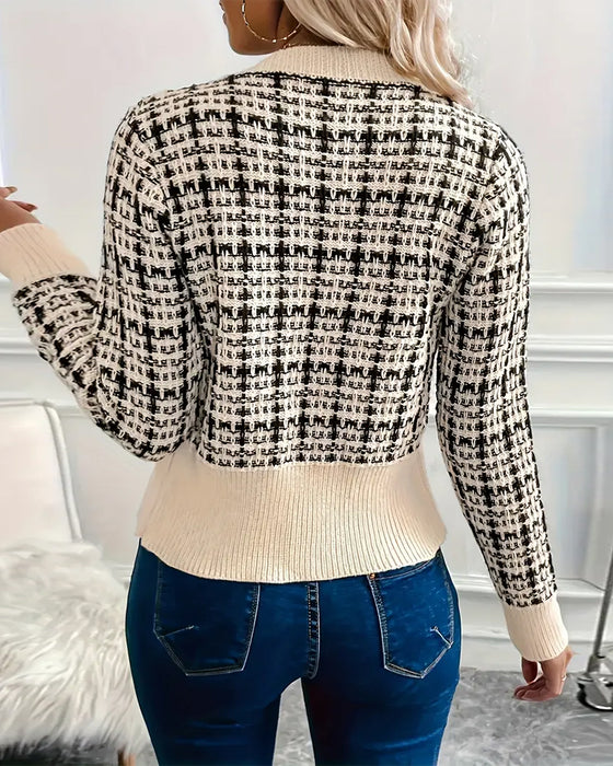 Elegant Short Chanel-Style Cardigan