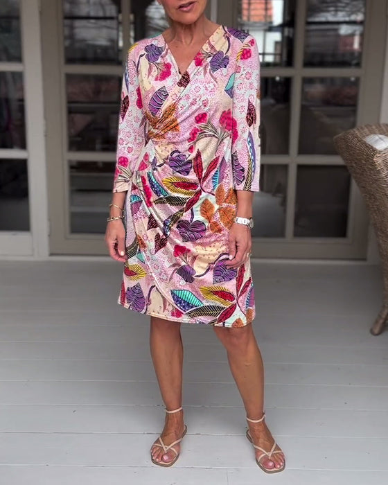 Colorful leaf pattern dress