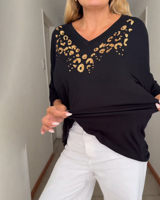 V-neck simple printed top