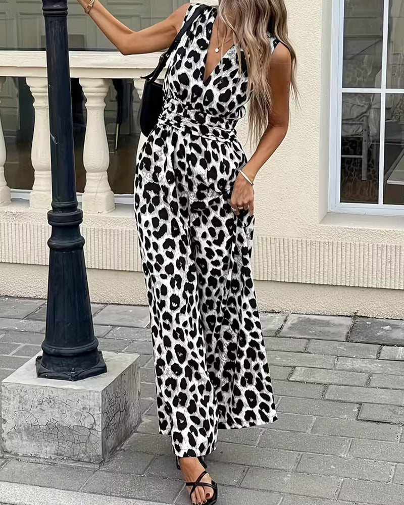 Leopard print sleeveless jumpsuit