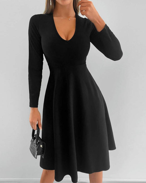 V neck Elegant Dress with Long Sleeve