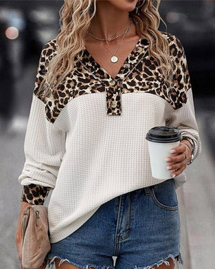 Casual leopard print V-neck buttoned sweatshirt