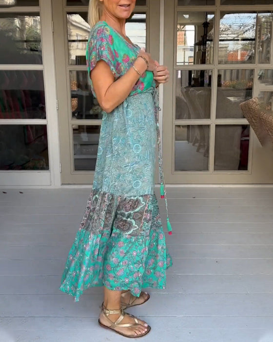 V-neck printed elegant dress