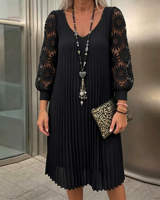 Lace Patchwork V-Neck Ruched Dress