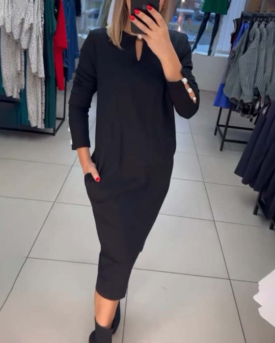 Elegant dress with pearl buttons