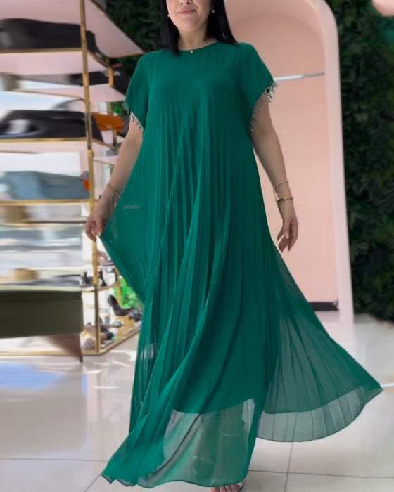 Short-sleeved pleated dress